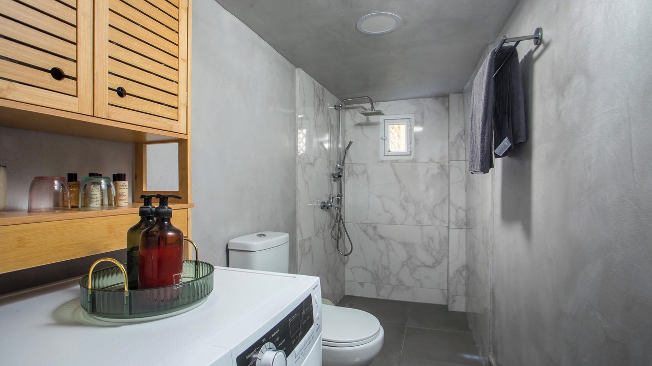 Photo of Bathroom in Rhodes Old Town