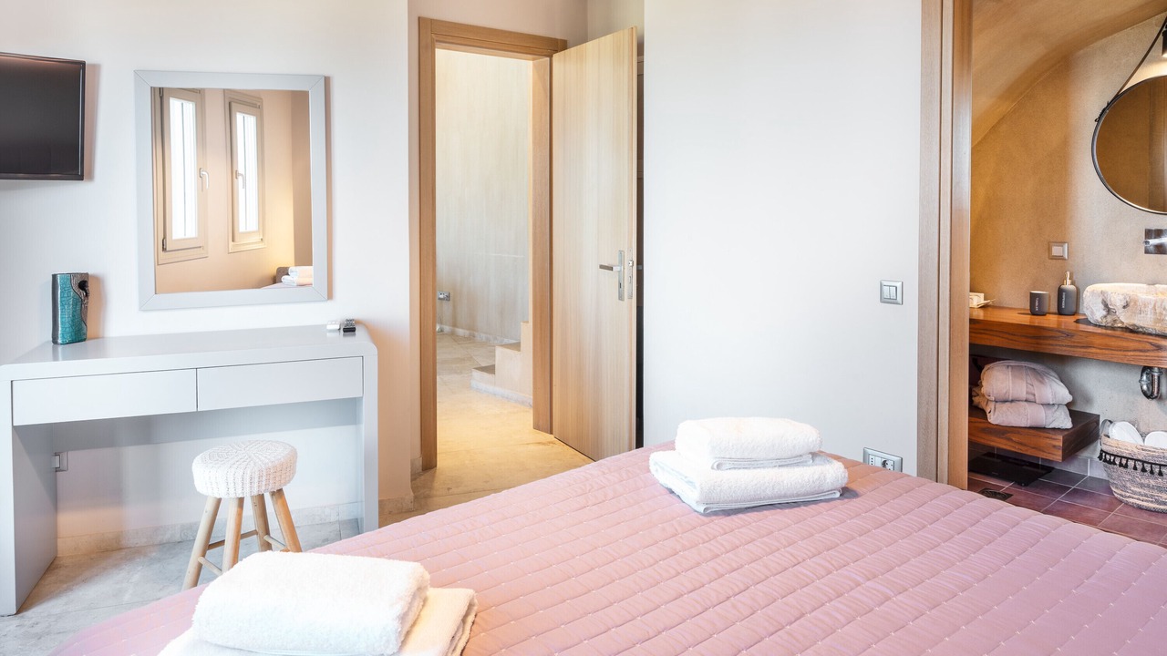Photo of Bedroom in Vourvoulos