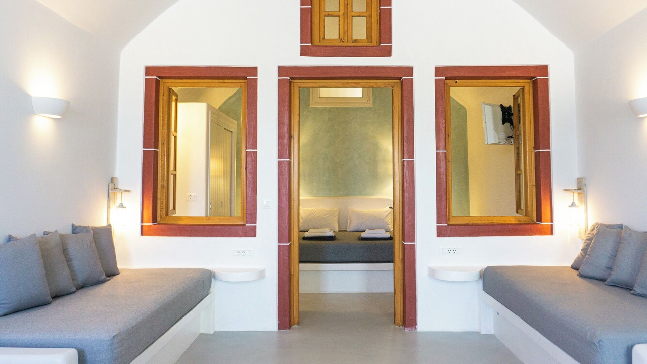 Photo of Bedroom in Exo Gialos