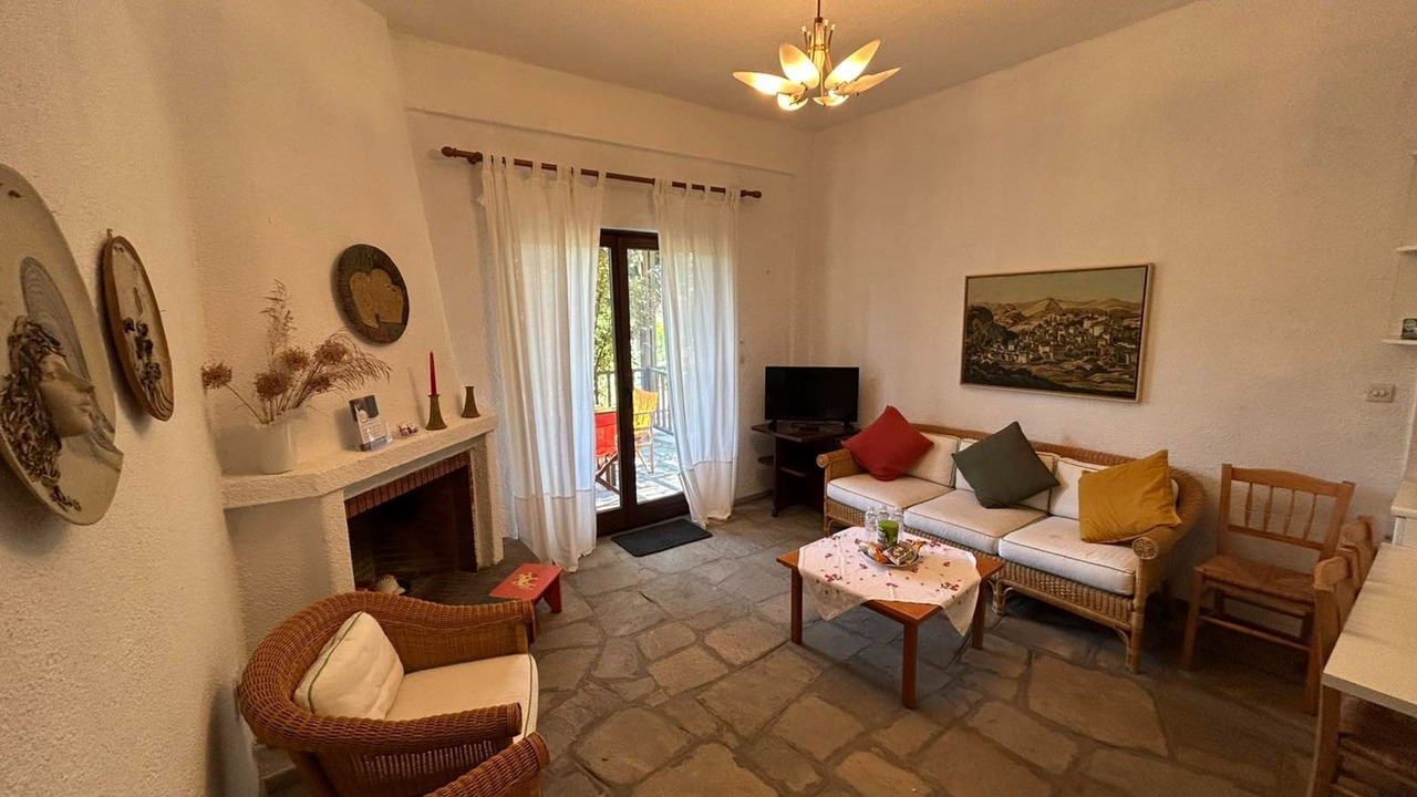 Photo of Livingroom in Siviri