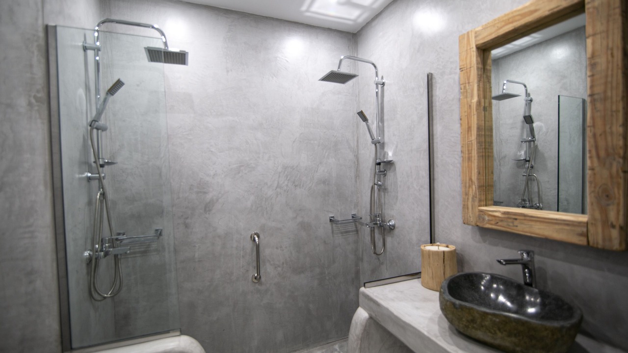 Photo of Bathroom in Exomytis
