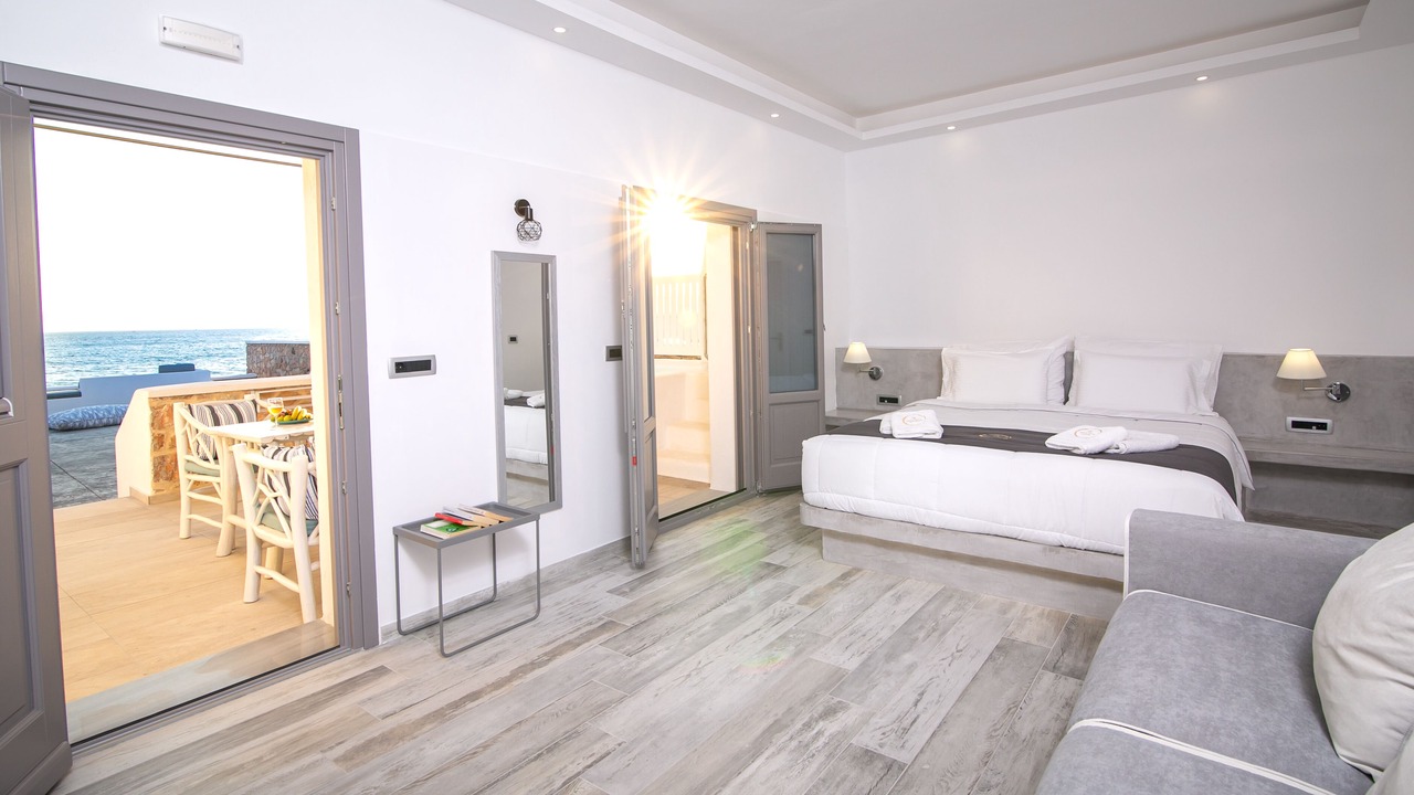 Photo of Bedroom in Exomytis