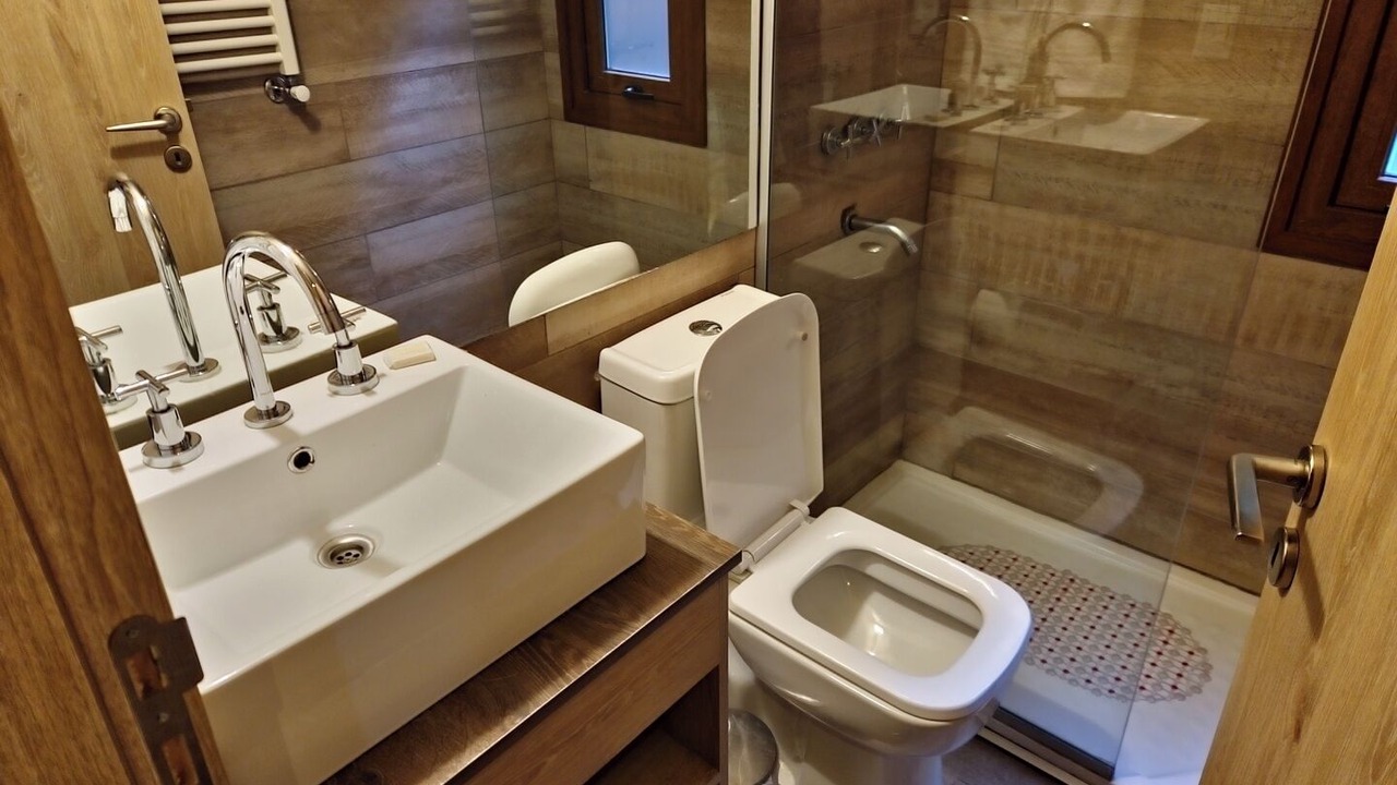 Photo of Bathroom in Villa La Angostura
