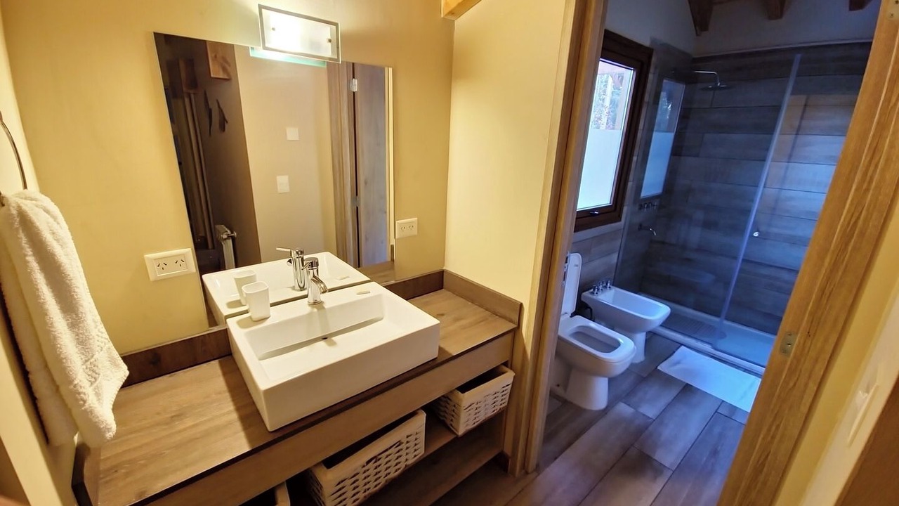Photo of Bathroom in Villa La Angostura