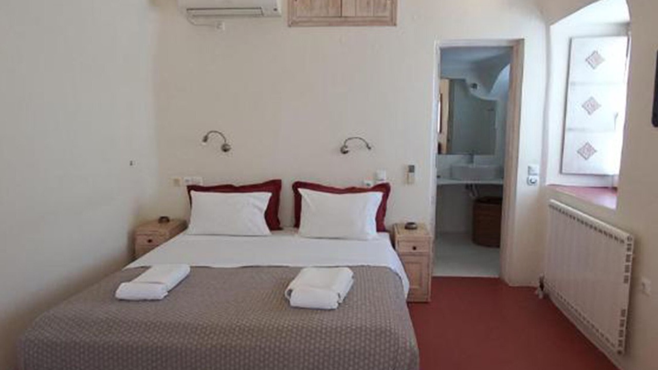 Photo of Bedroom in Imerovigli