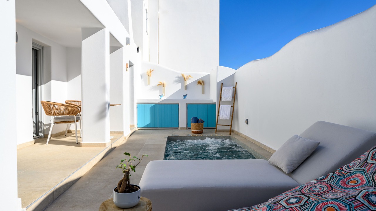 Photo of Patio Balcony in Karterados