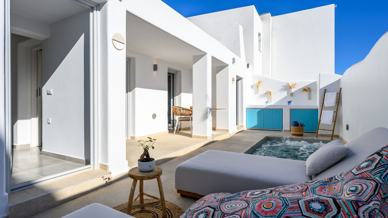 Photo of Patio Balcony in Karterados