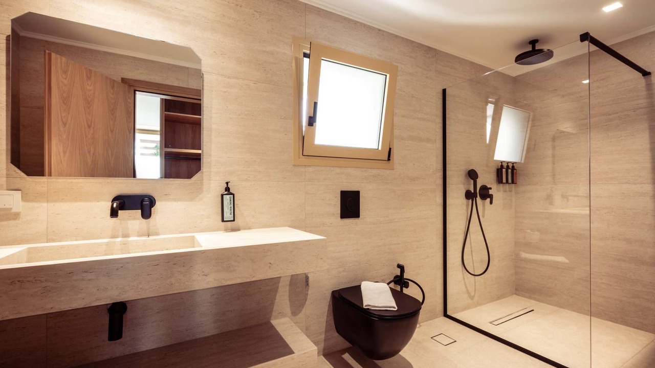 Photo of Bathroom in Tsilivi