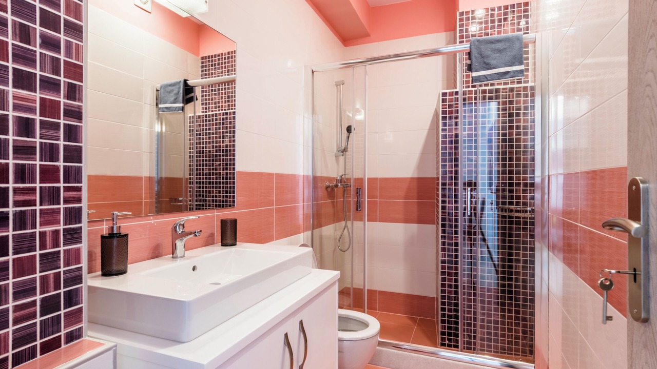 Photo of Bathroom in Perissa