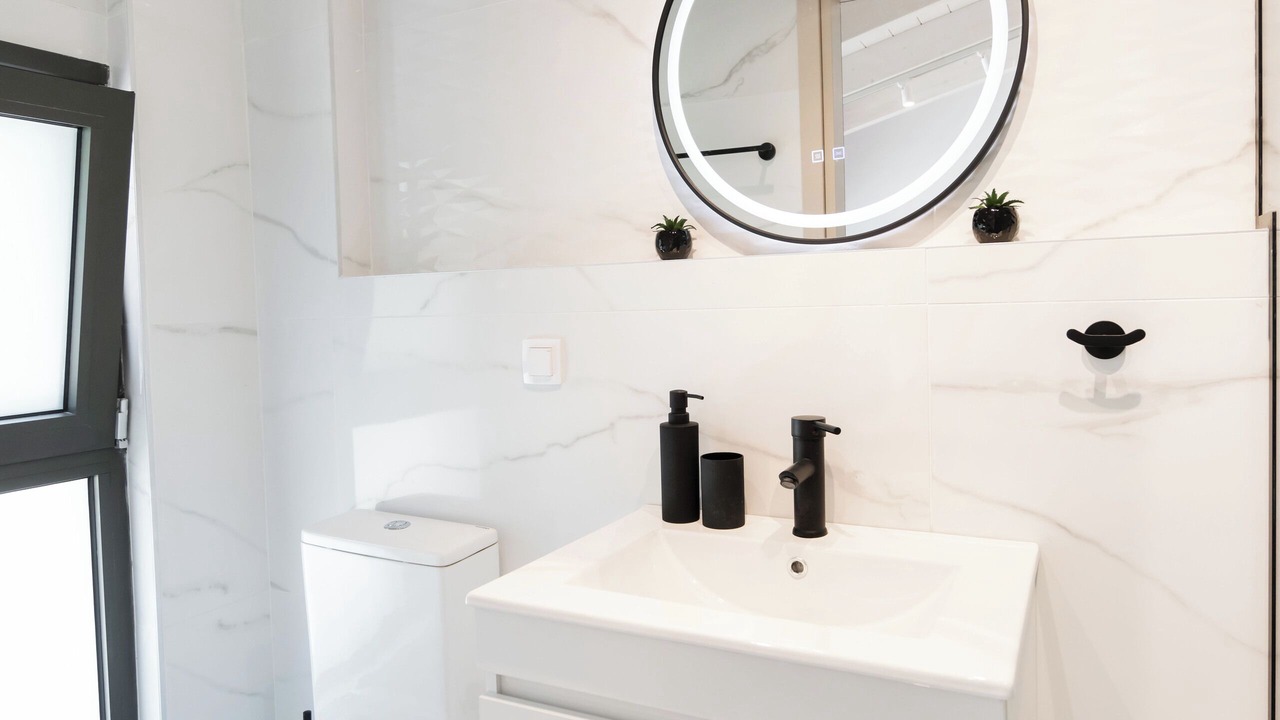 Photo of Bathroom in Perigiali