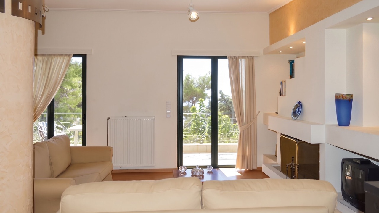 Photo of Livingroom in Karystos