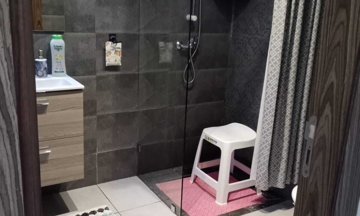 Photo of Bathroom in Sale