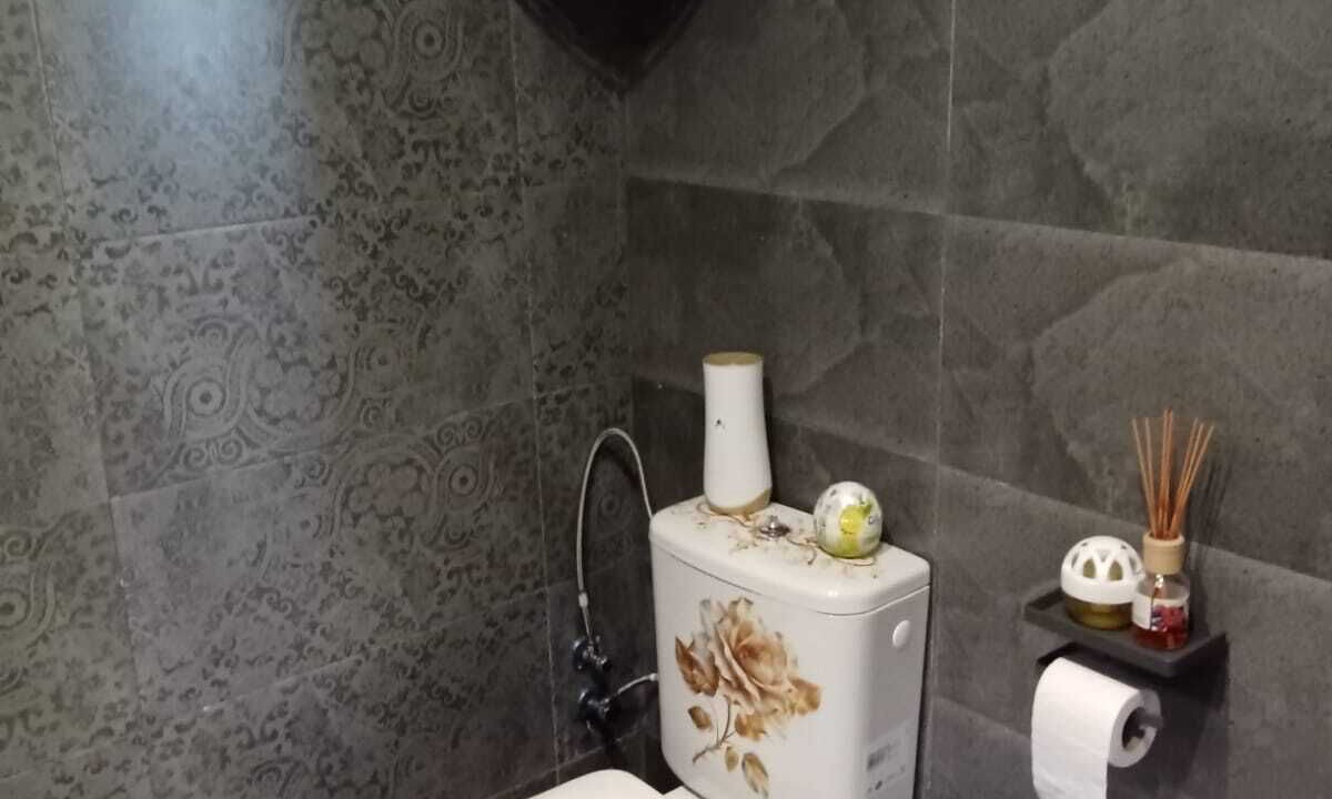Photo of Bathroom in Sale