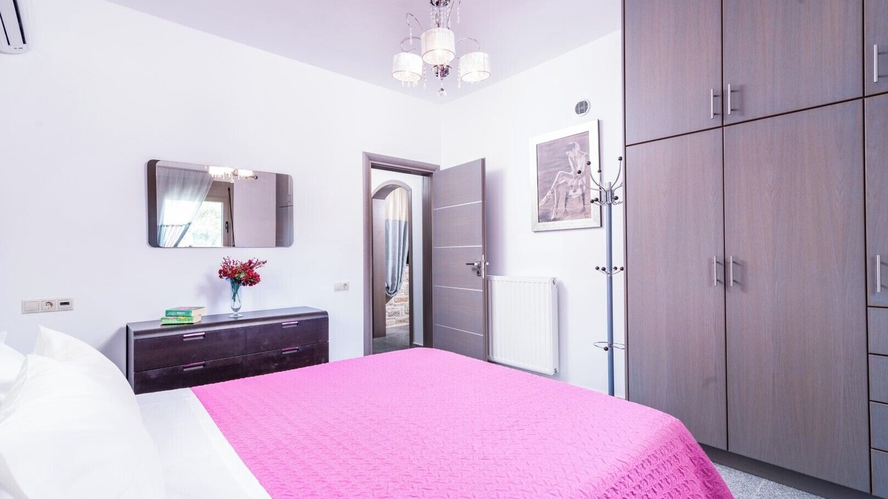 Photo of Bedroom in Pitsidia