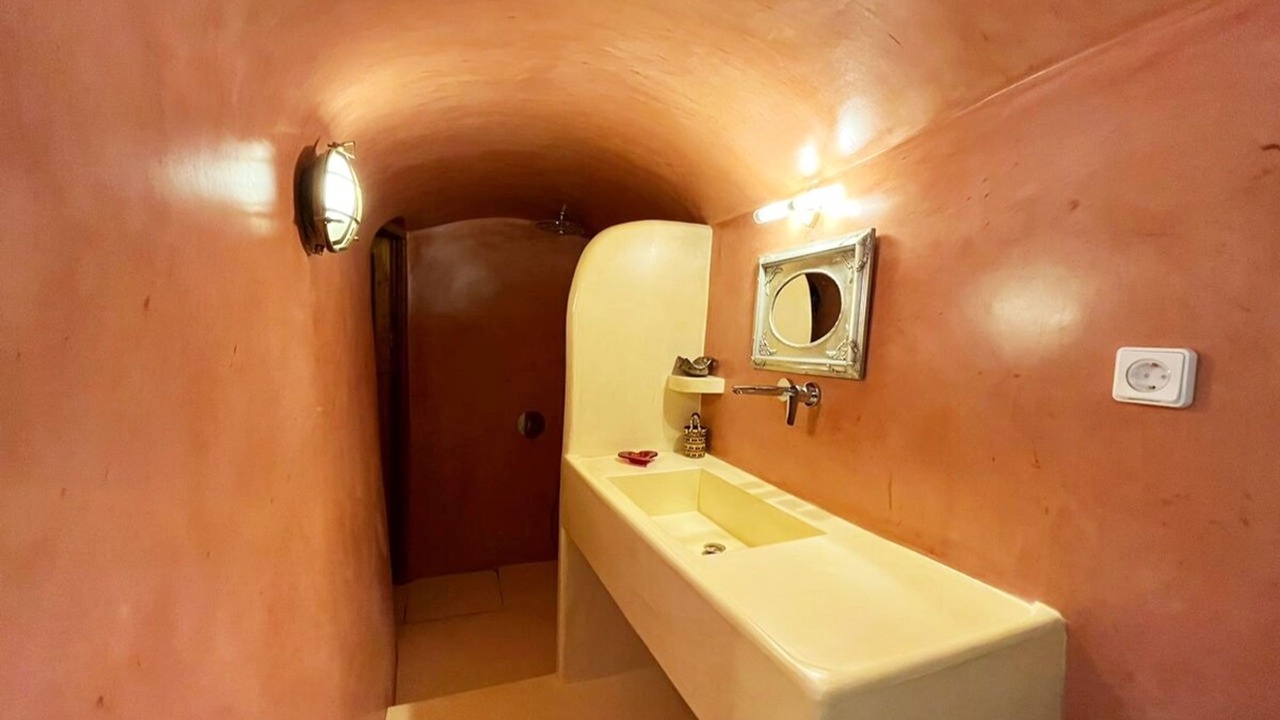 Photo of Bathroom in Emporio