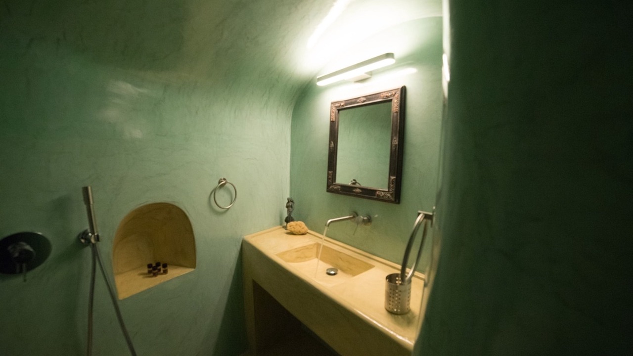 Photo of Bathroom in Emporio