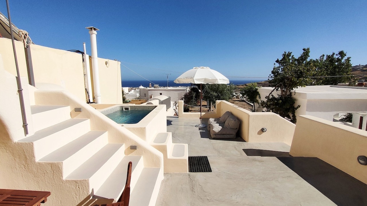 Photo of Patio Balcony in Emporio