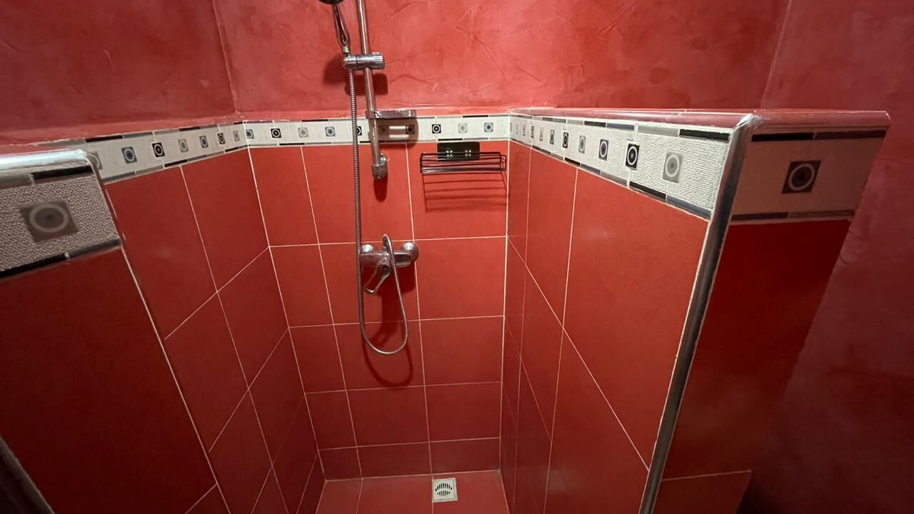 Photo of Bathroom in Tamrhakht