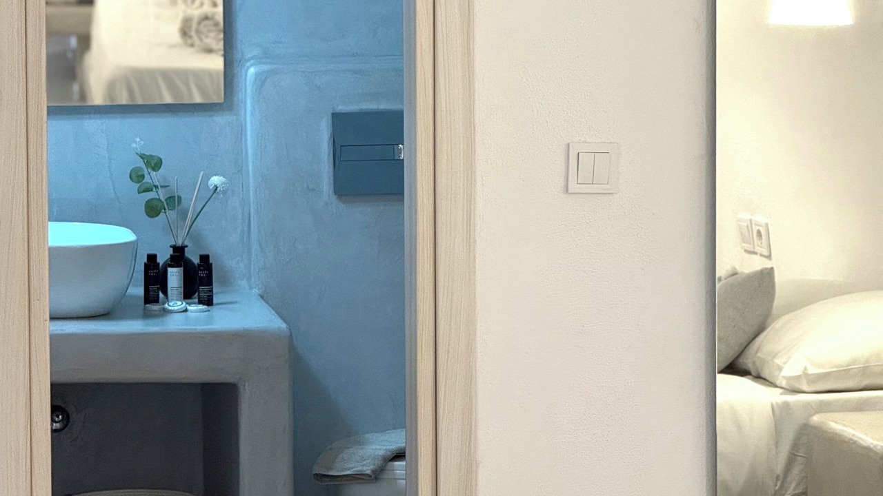Photo of Bathroom in Fira