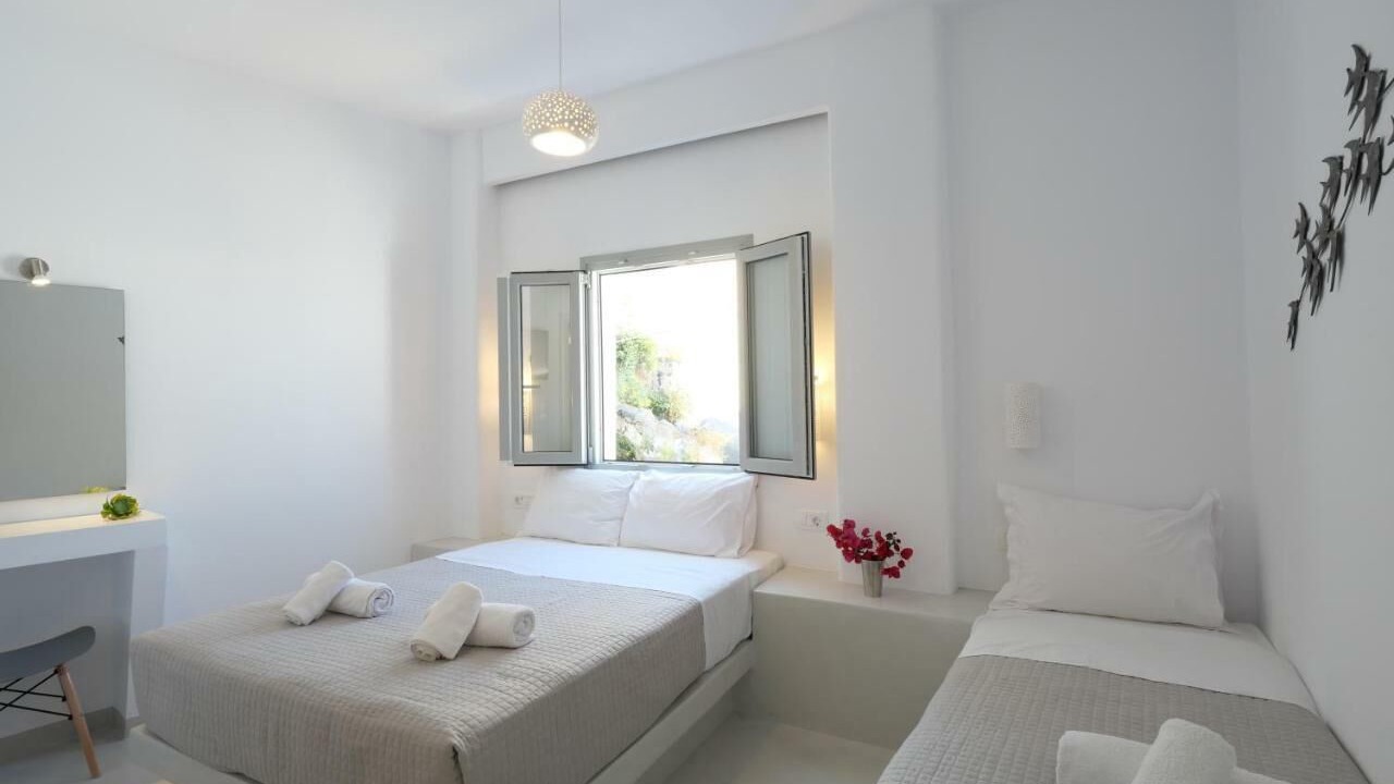 Photo of Bedroom in Fira