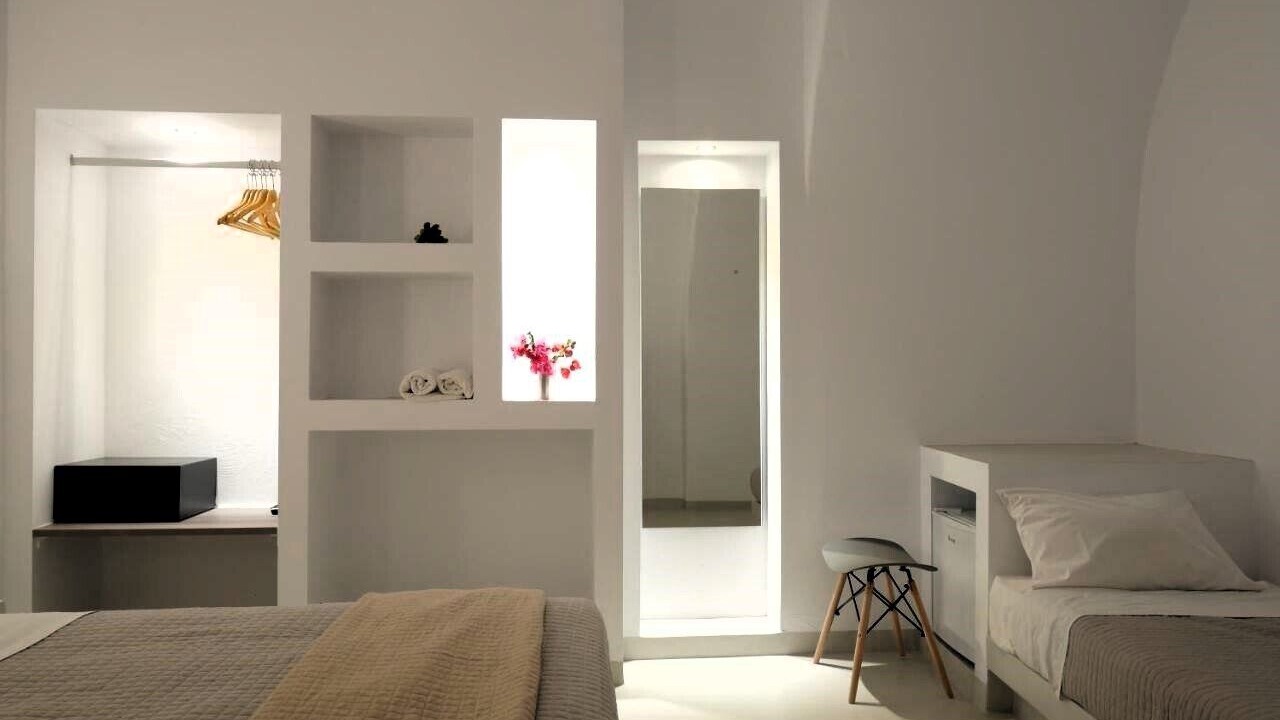 Photo of Bedroom in Fira