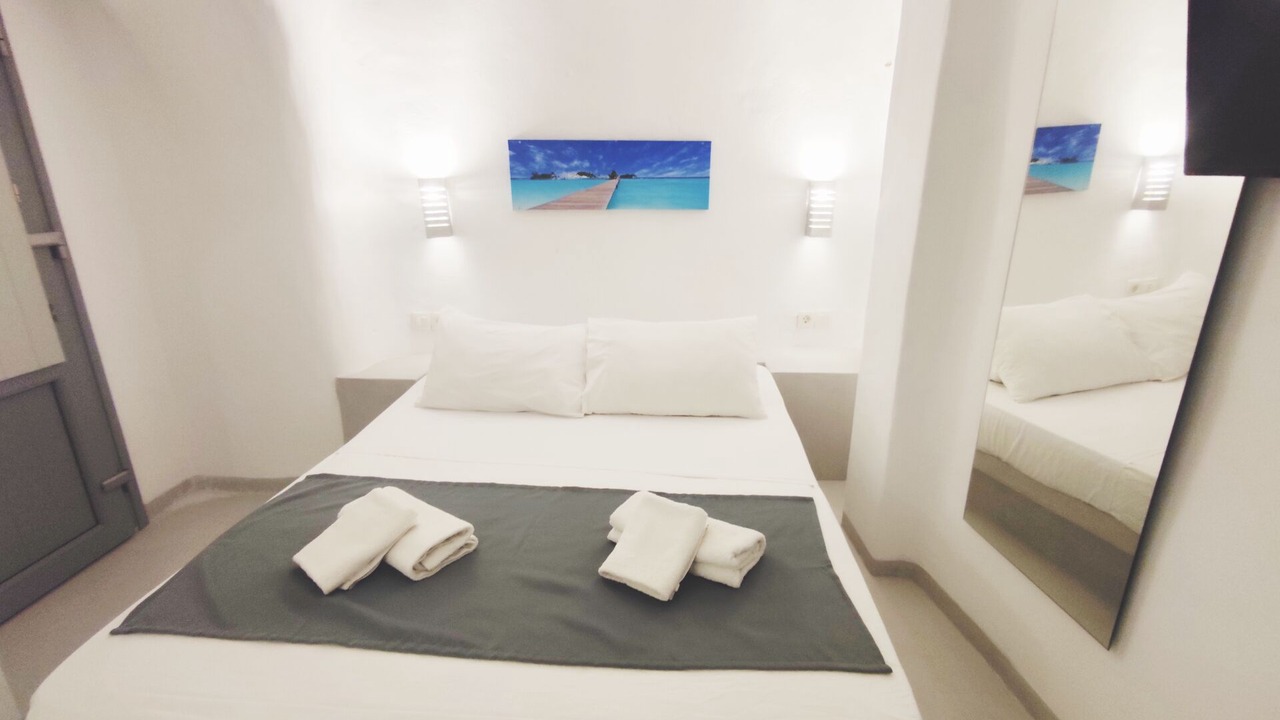 Photo of Bedroom in Fira