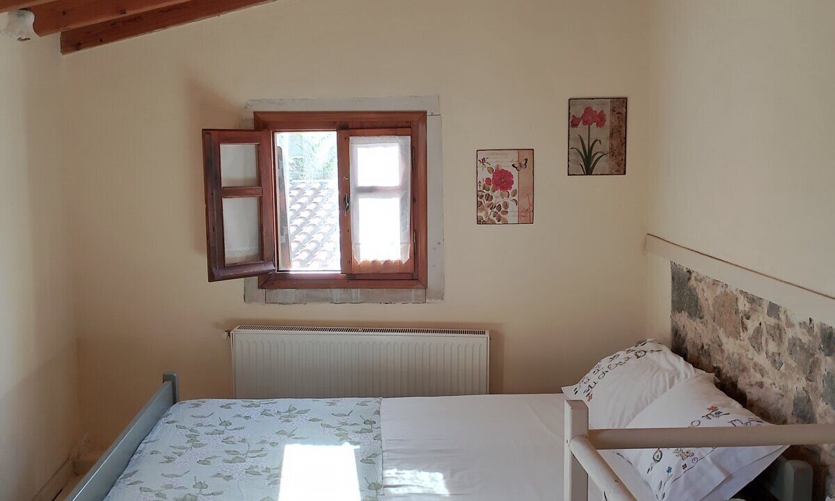 Photo of Bedroom in Apostoli