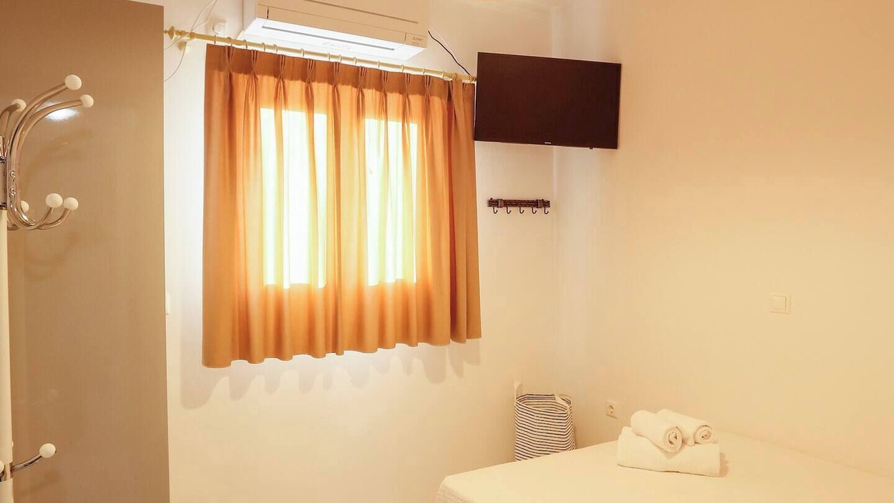 Photo of Bedroom in Perissa