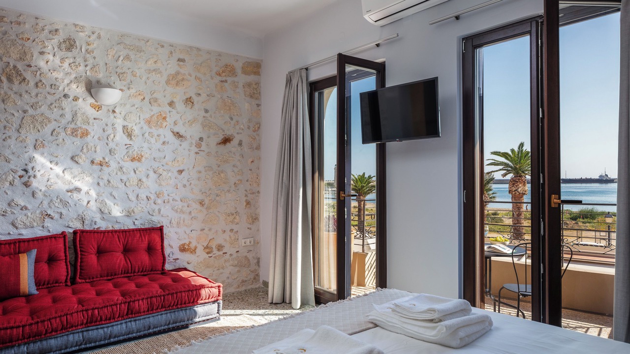 Photo of Bedroom in Violi Charaki