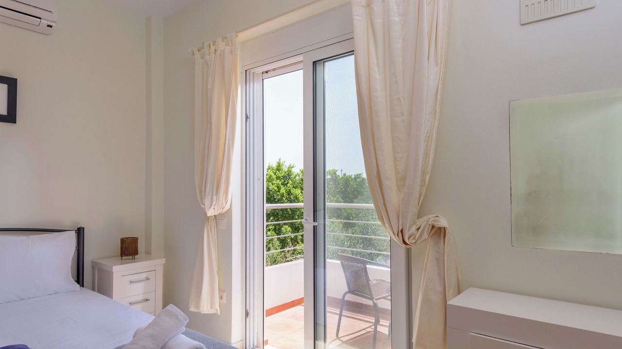 Photo of Bedroom in Chorafakia