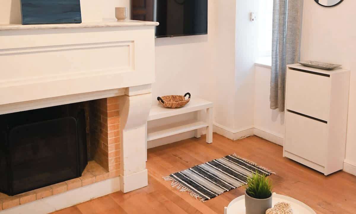Photo of Livingroom in Paleopolis