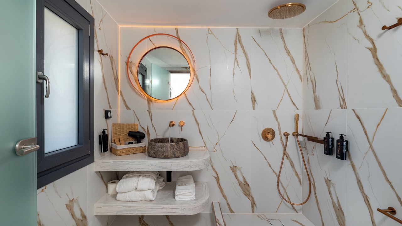 Photo of Bathroom in Vourvoulos