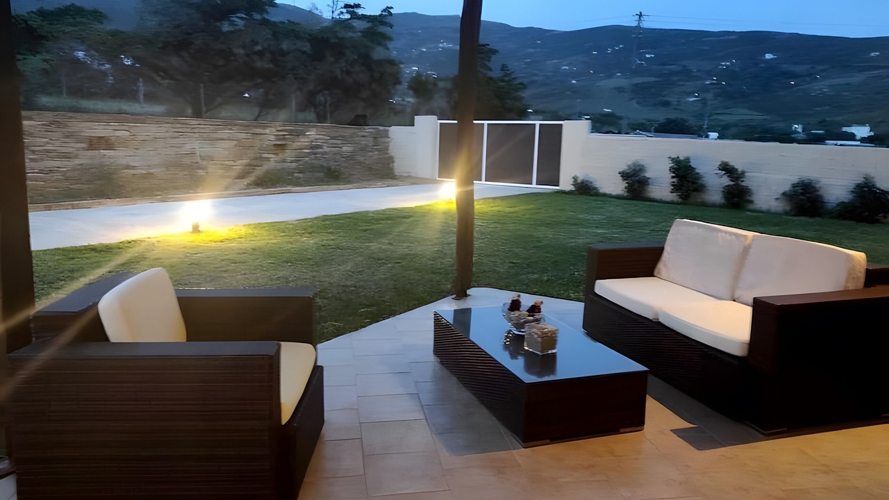 Photo of Patio Balcony in Ydrousa