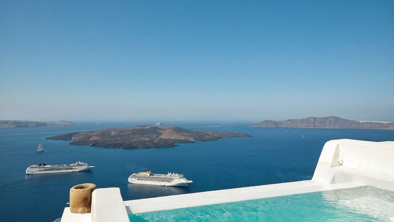 Photo of Outdoor in Fira