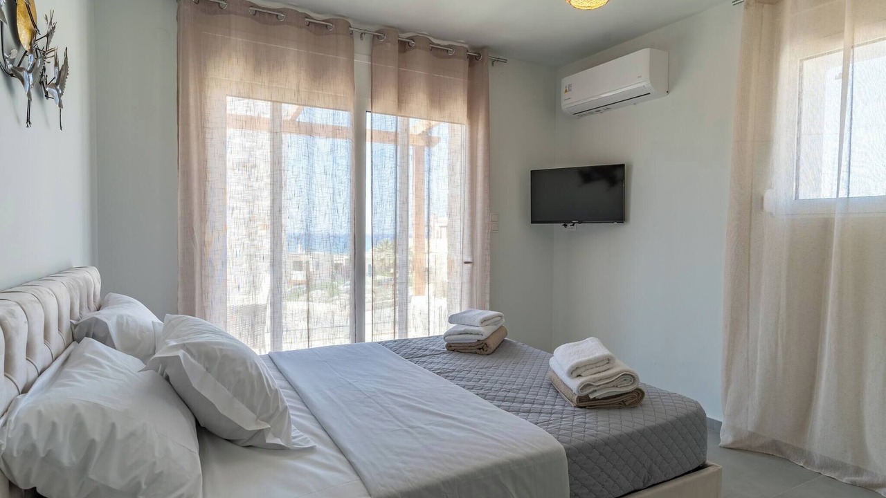 Photo of Bedroom in Panormos