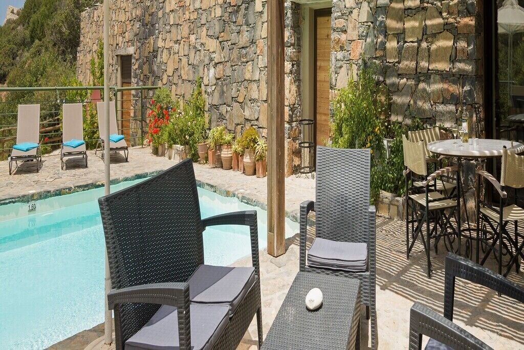 Photo of Outdoor in Istron