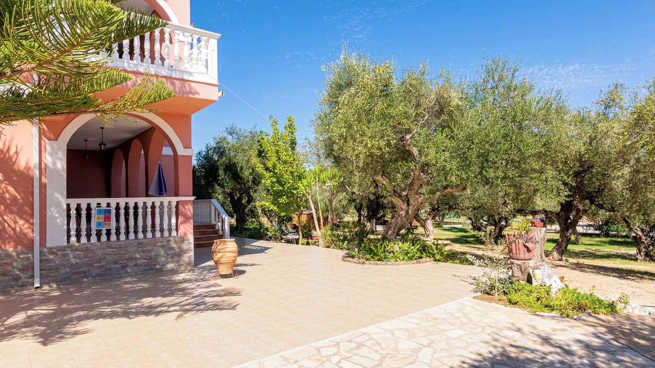 Photo of Outdoor in Xirokastello
