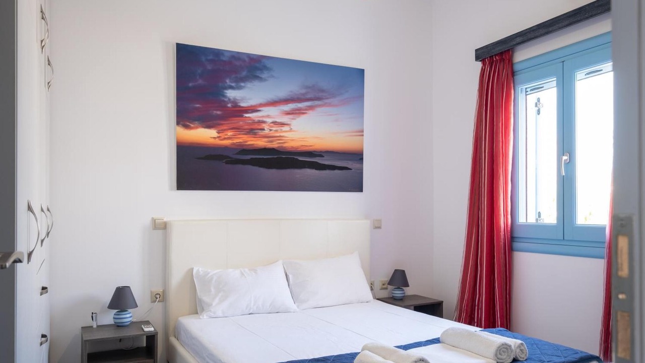 Photo of Bedroom in Perissa