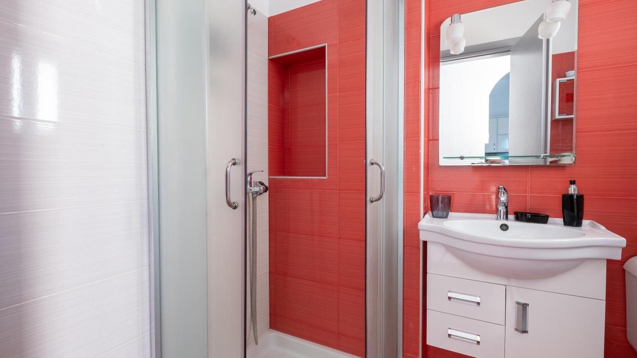 Photo of Bathroom in Perissa