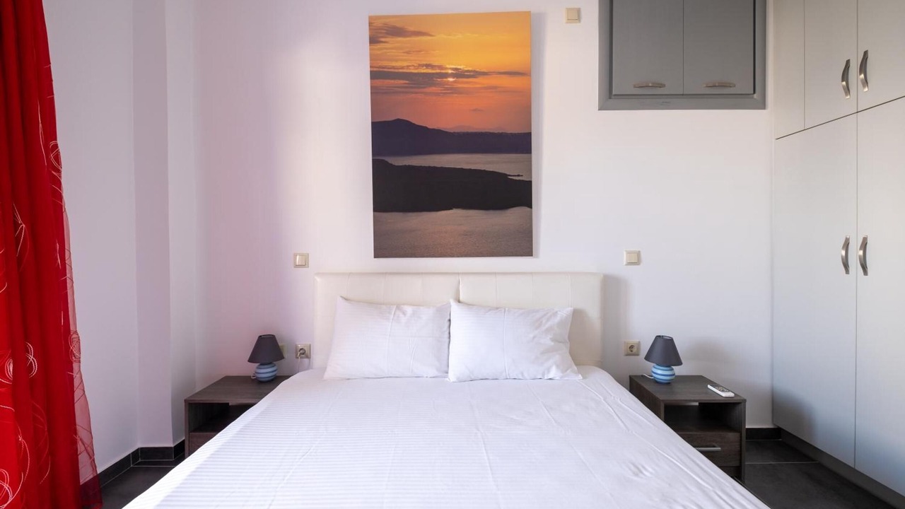 Photo of Bedroom in Perissa