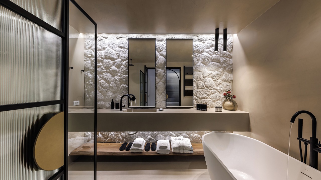 Photo of Bathroom in Exo Gonia