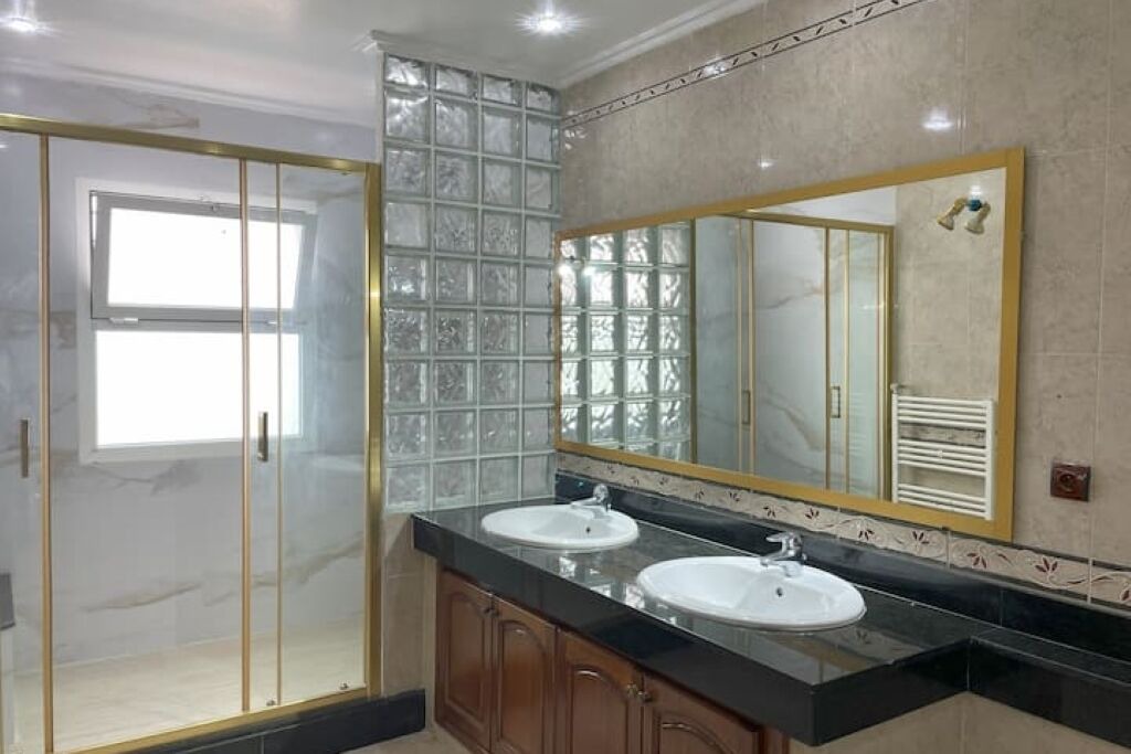 Photo of Bathroom in SOUR JDID