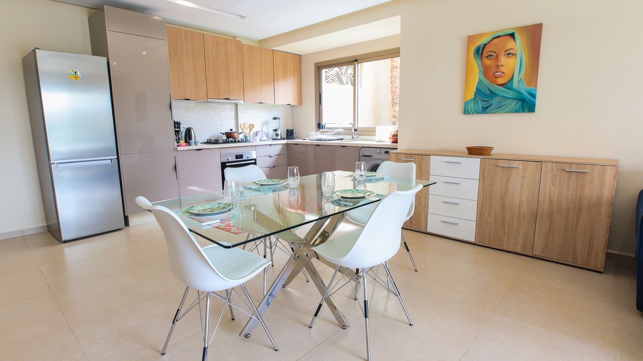 Photo of Kitchen in Tamrhakht