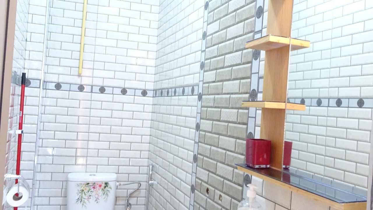 Photo of Bathroom in Tamrhakht