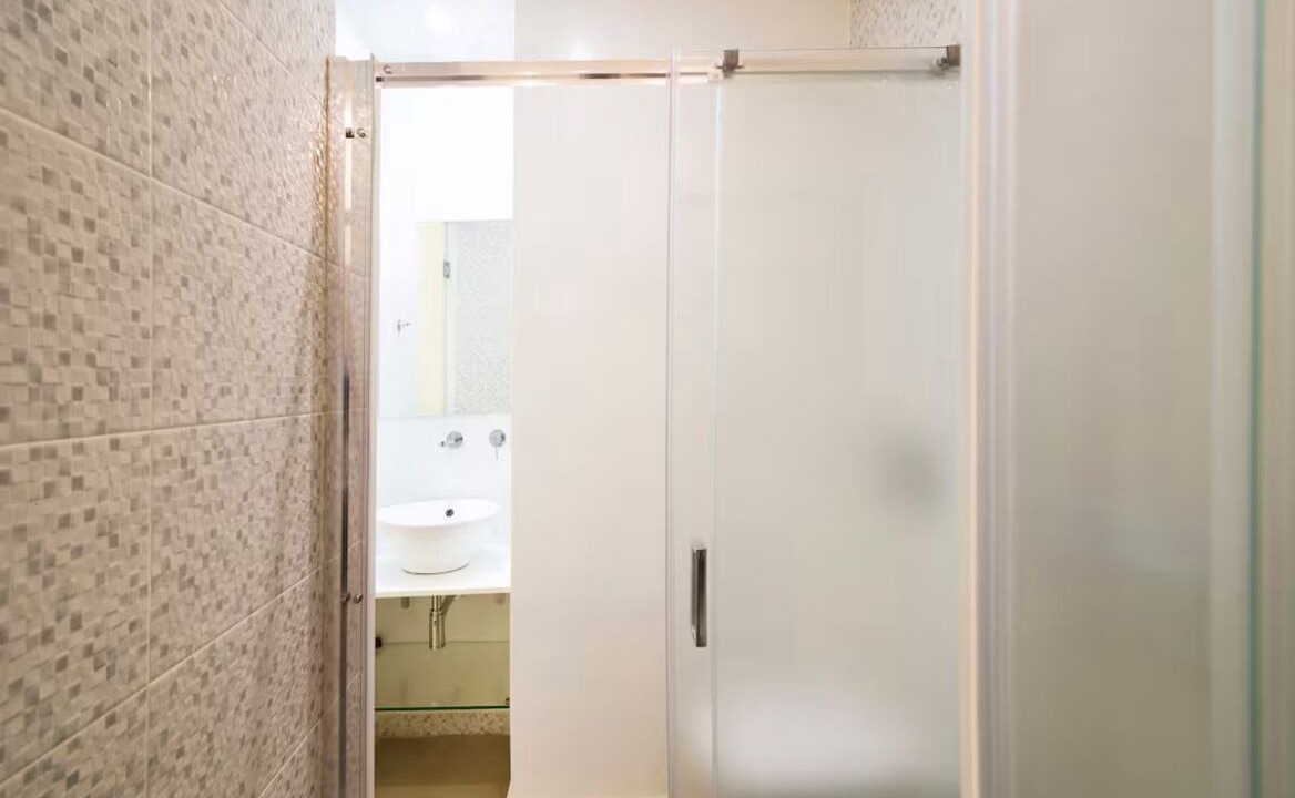 Photo of Bathroom in Pangrati