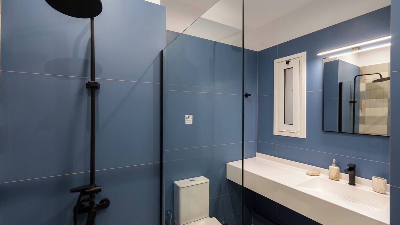Photo of Bathroom in Neapoli