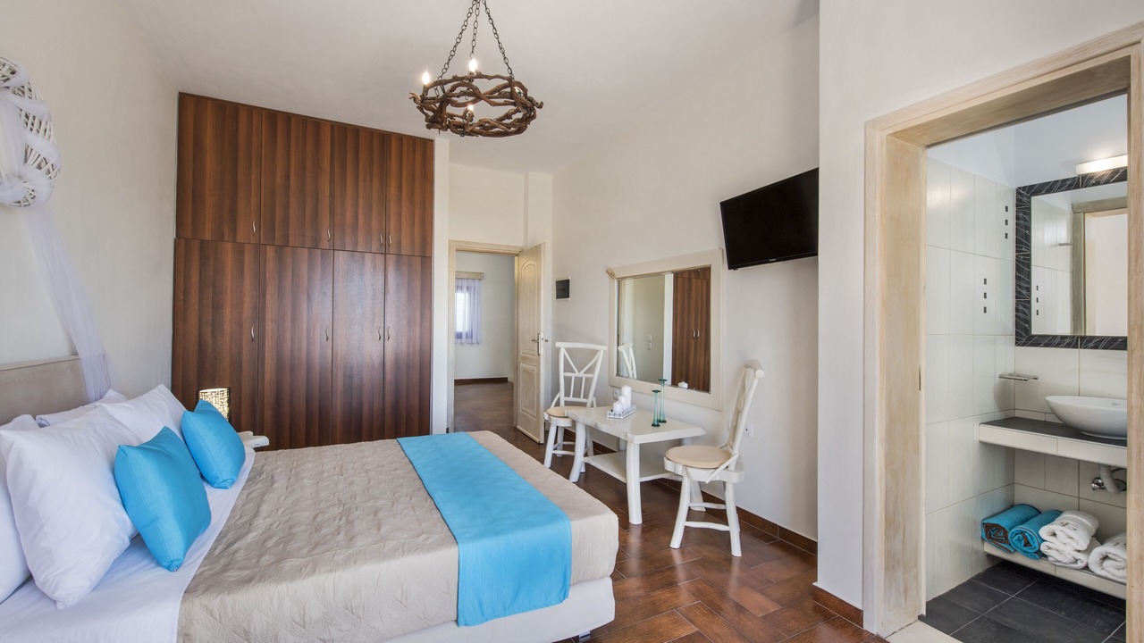 Photo of Bedroom in Perissa
