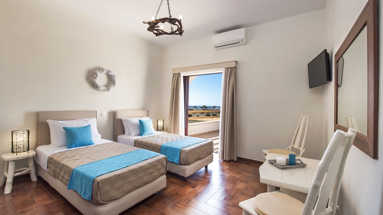 Photo of Bedroom in Perissa