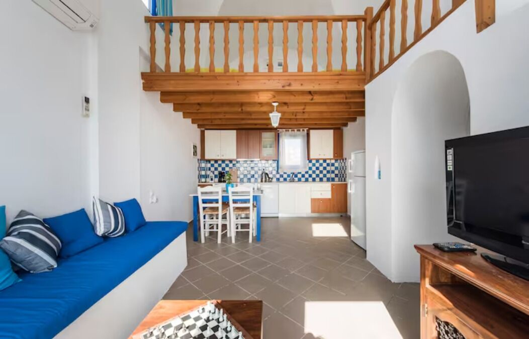 Photo of Livingroom in Messaria
