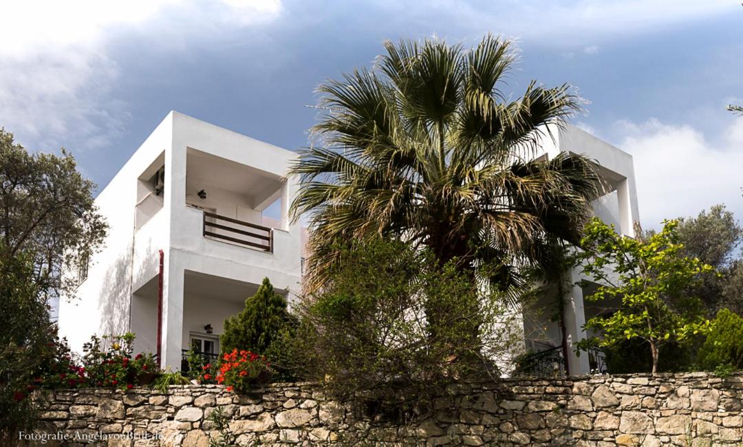 Photo of Buildings in Kamilari